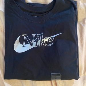 Nike Woman’s Top